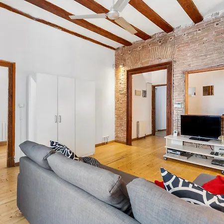 Stylish 2-bedroom In El Born Lägenhet