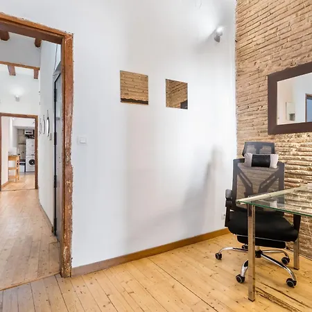 Stylish 2-bedroom In El Born Lejlighed Barcelona