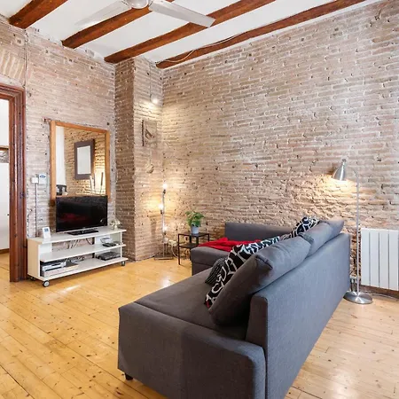 Stylish 2-bedroom In El Born Lägenhet